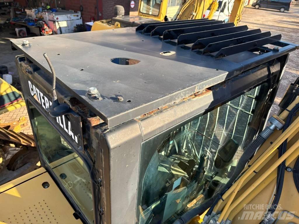 CAT 324 D L Crawler excavators