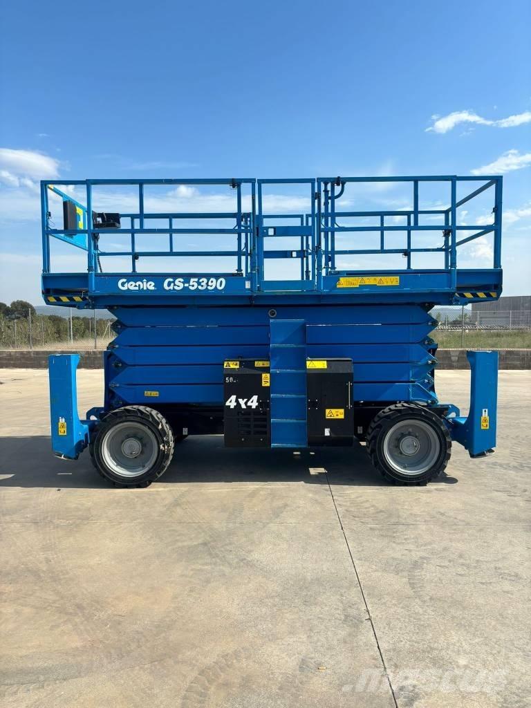 Genie GS 5390 RT Scissor lifts