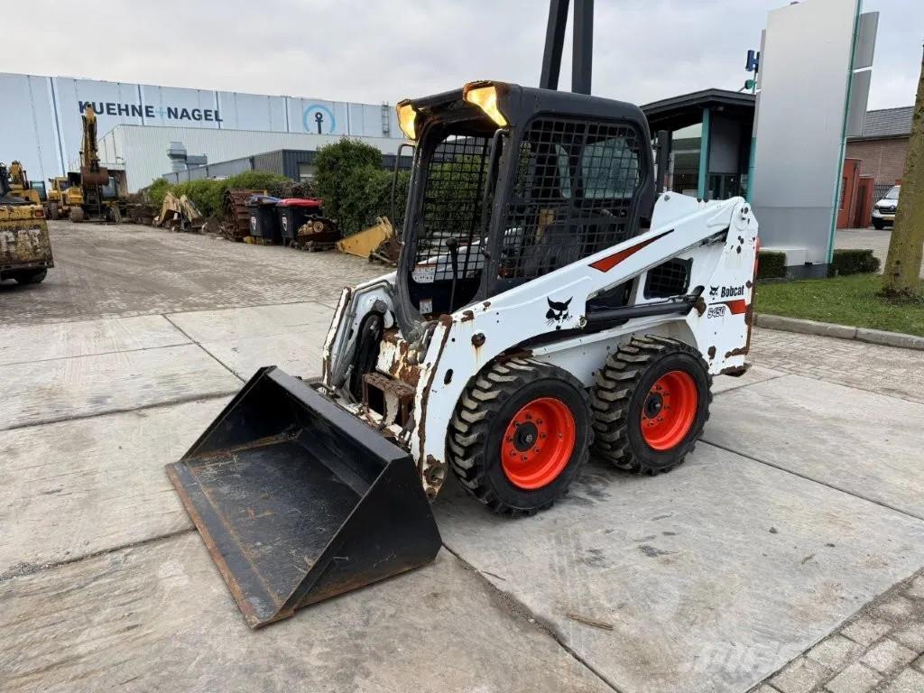 Bobcat S450 Skid steer loaders