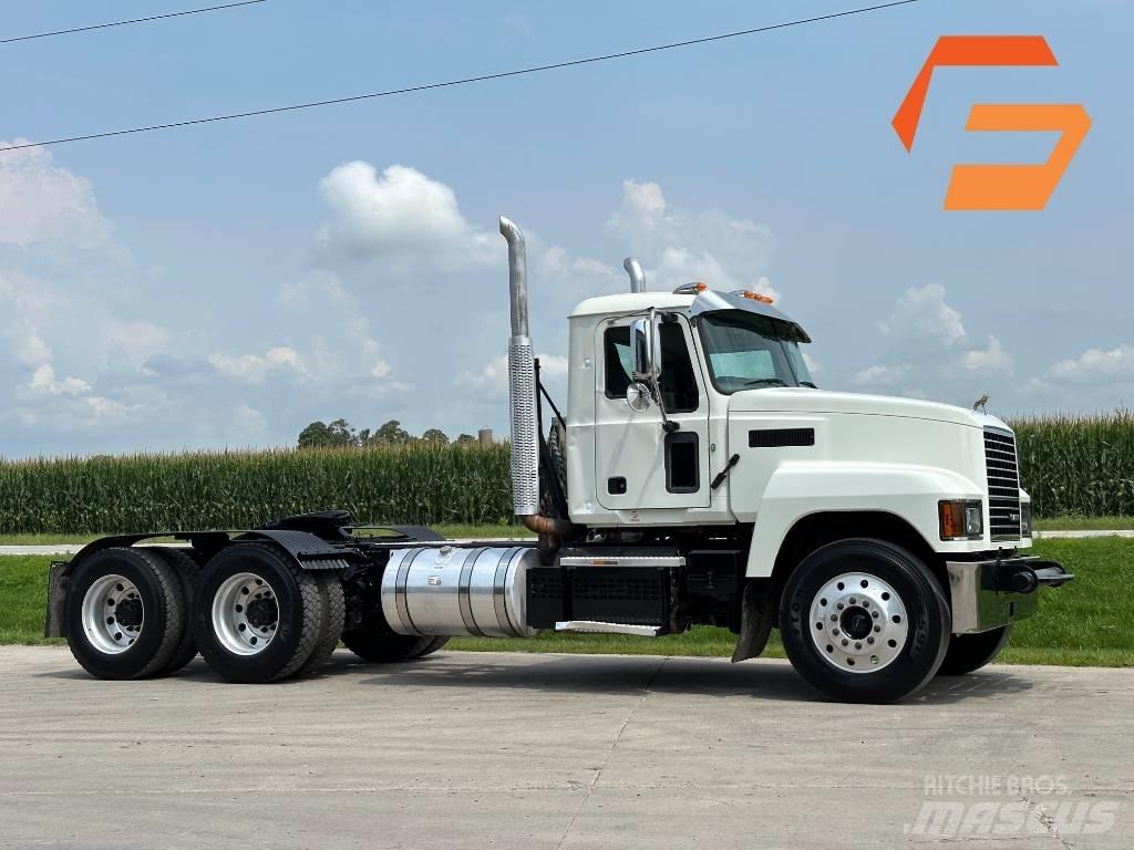 Mack Pinnacle 64ft Tractor Units