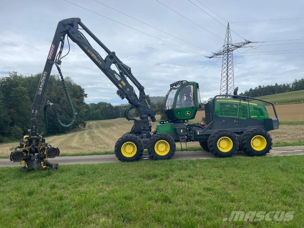 John Deere 1270G 8WD Harvesters