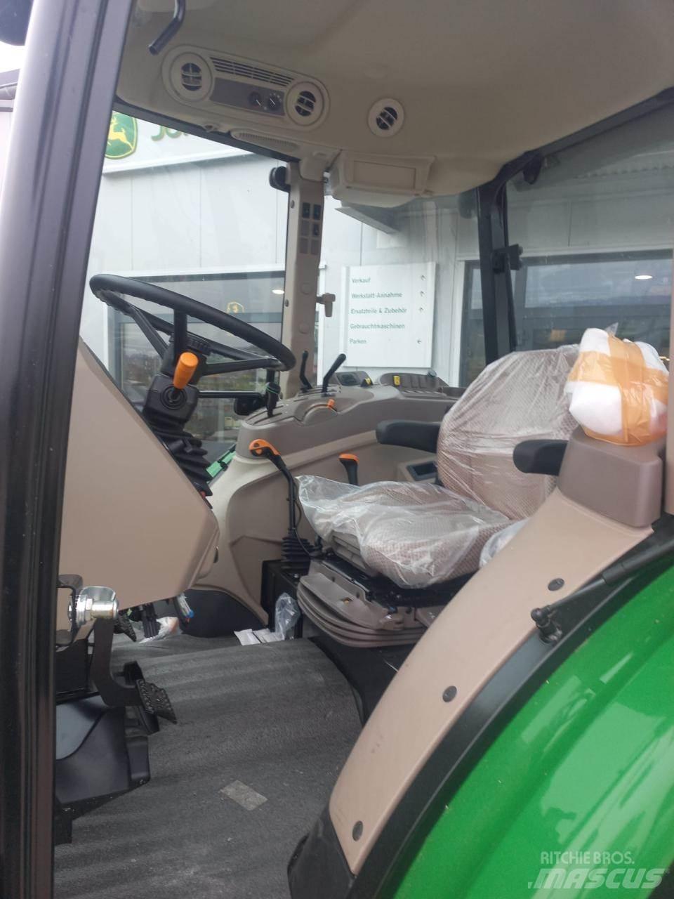 John Deere 5067E Tractors