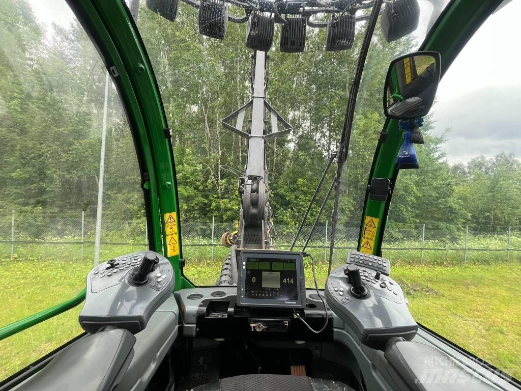 John Deere 1470E Harvesters