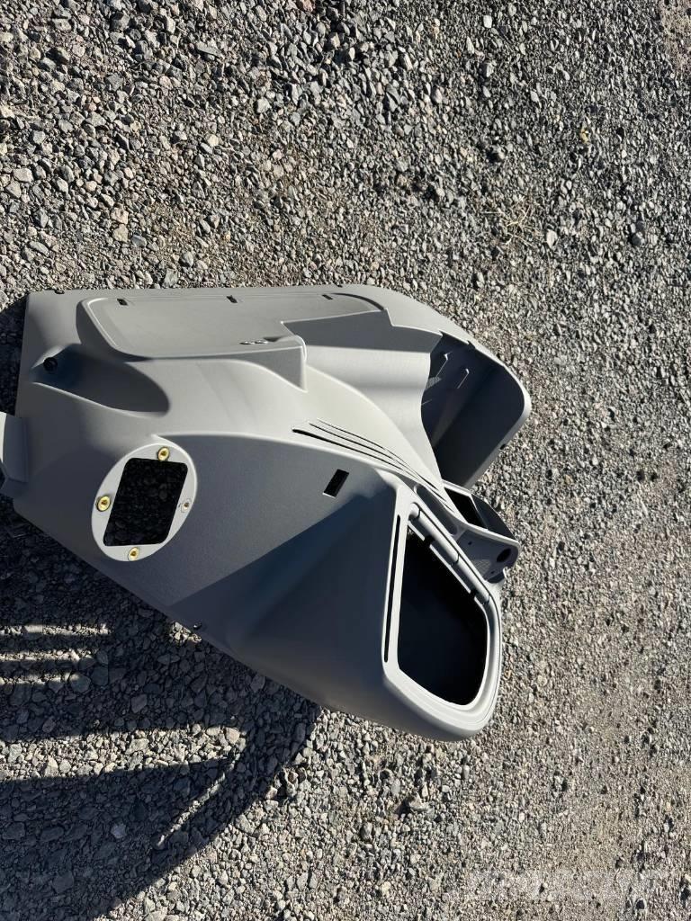 JCB 3 CX Side Panel Cabins and interior