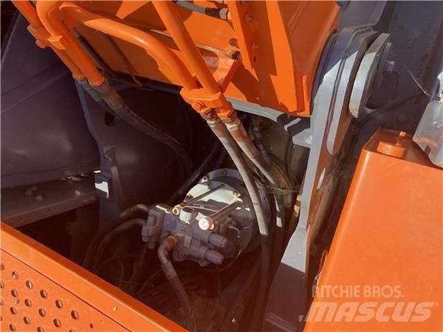 Hitachi ZX 250 Crawler excavators