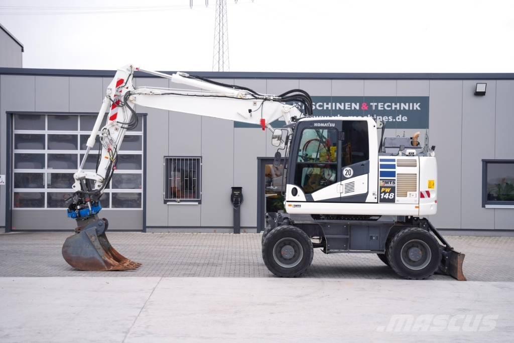 Komatsu PW 148-11 Wheeled excavators