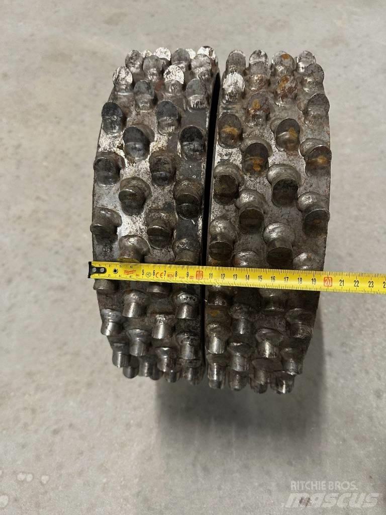 John Deere H414 Other components