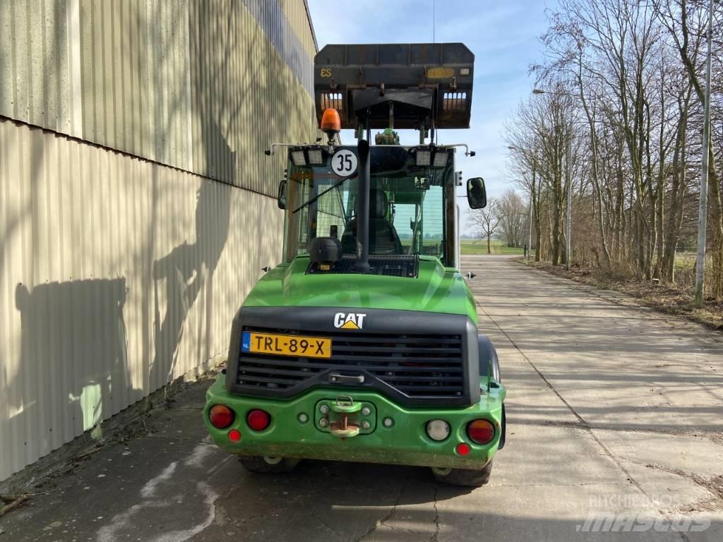 CAT 906M Wheel loaders