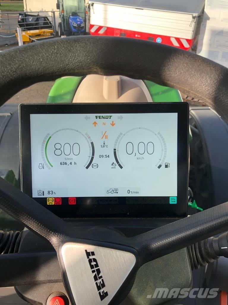 Fendt 720 Vario Tractors