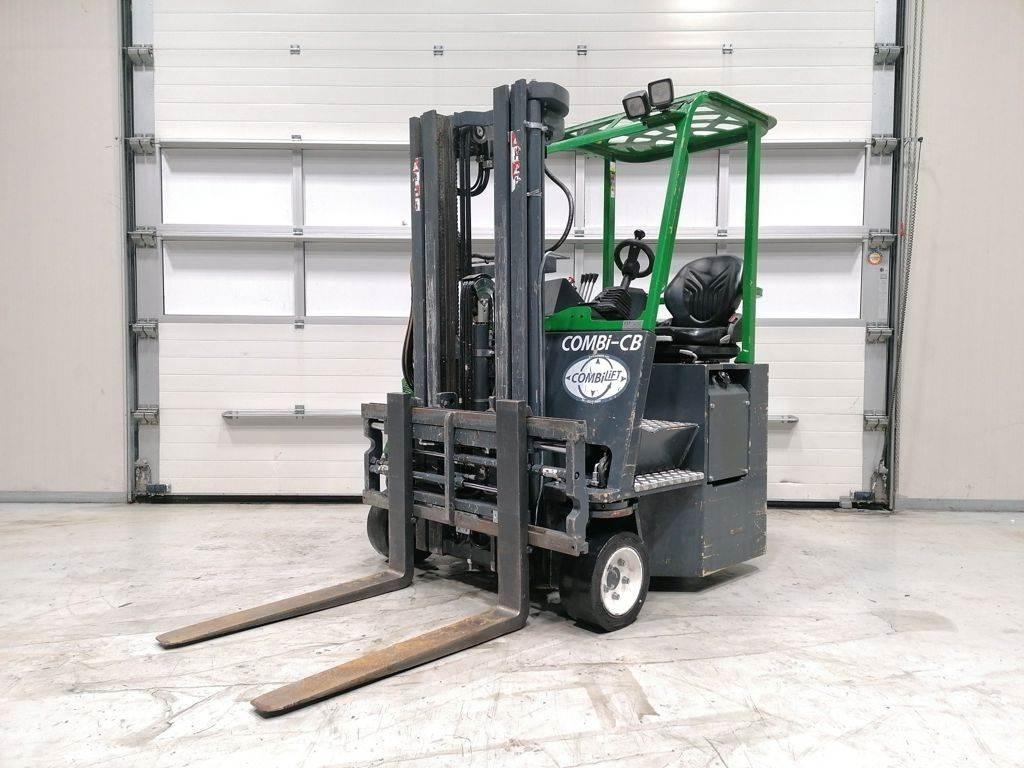 Combilift CB2500 Sideloaders