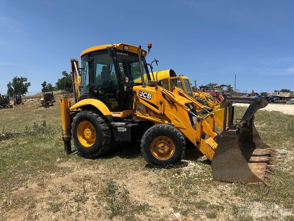 JCB 3 CX Backhoe loaders