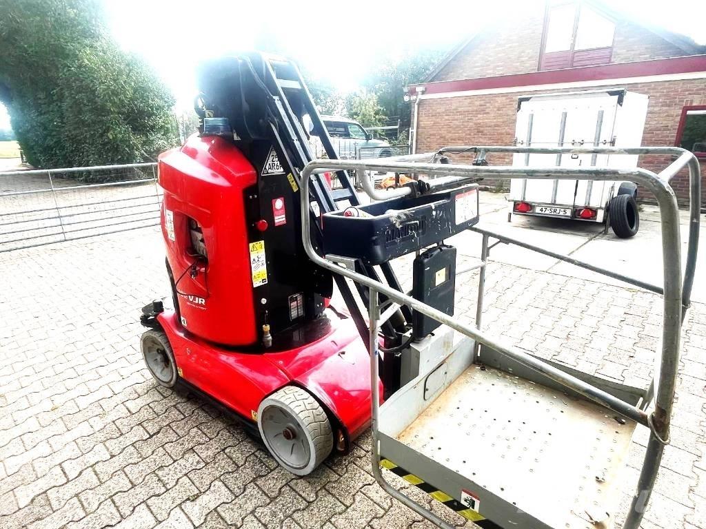 Manitou 100 VJR Vertical mast lifts