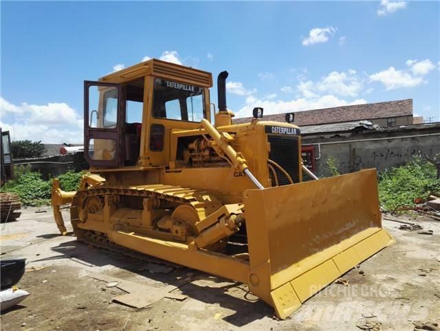 CAT D 6 D Crawler dozers