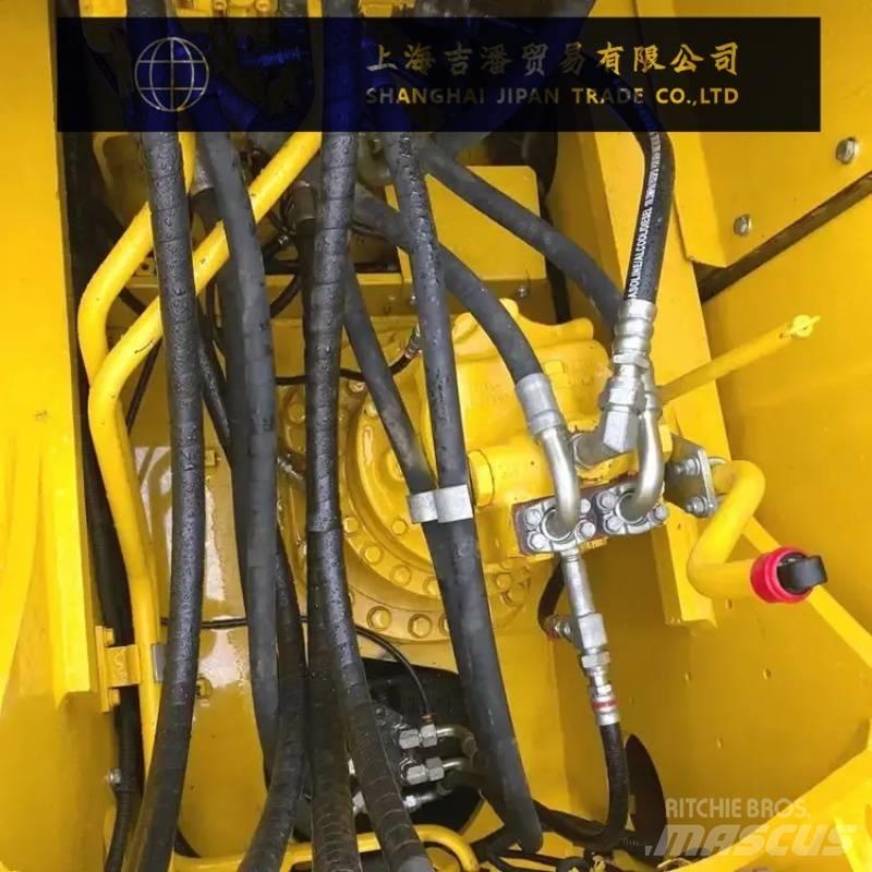 Komatsu PC 220 Crawler excavators
