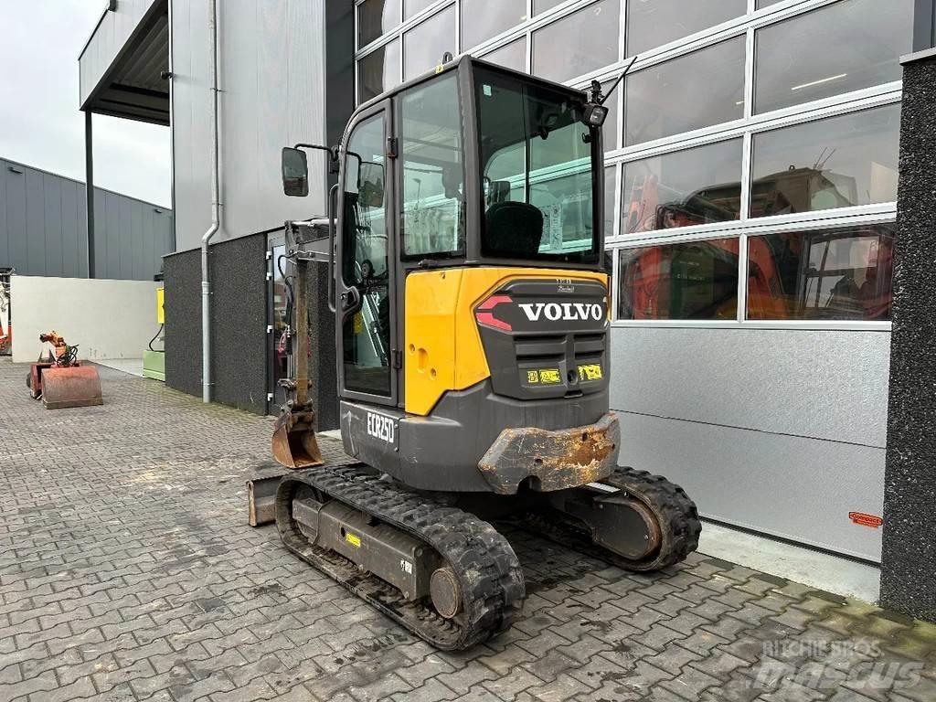 Volvo ECR25D Mini excavators < 7t (Mini diggers)