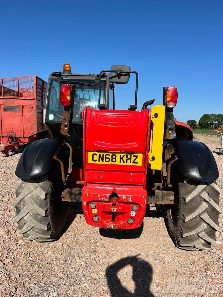 Manitou MT 835 Telescopic handlers