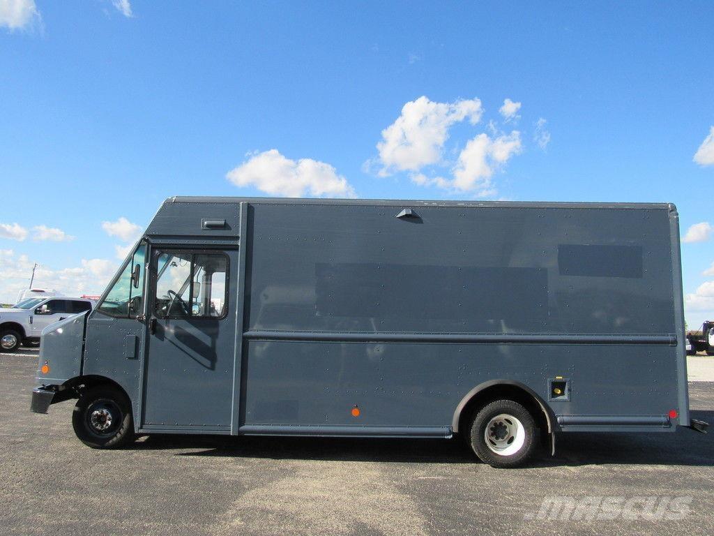 Ford E-450 Box body trucks