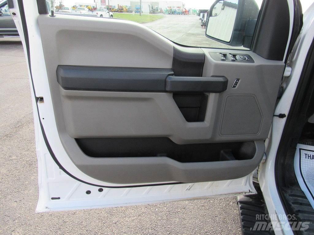 Ford F-150 Pick up/Dropside