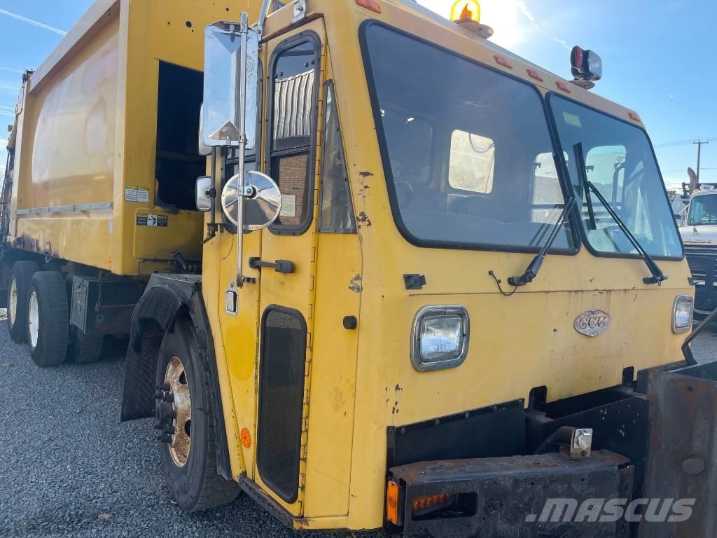 CCC LOW ENTRY Waste trucks