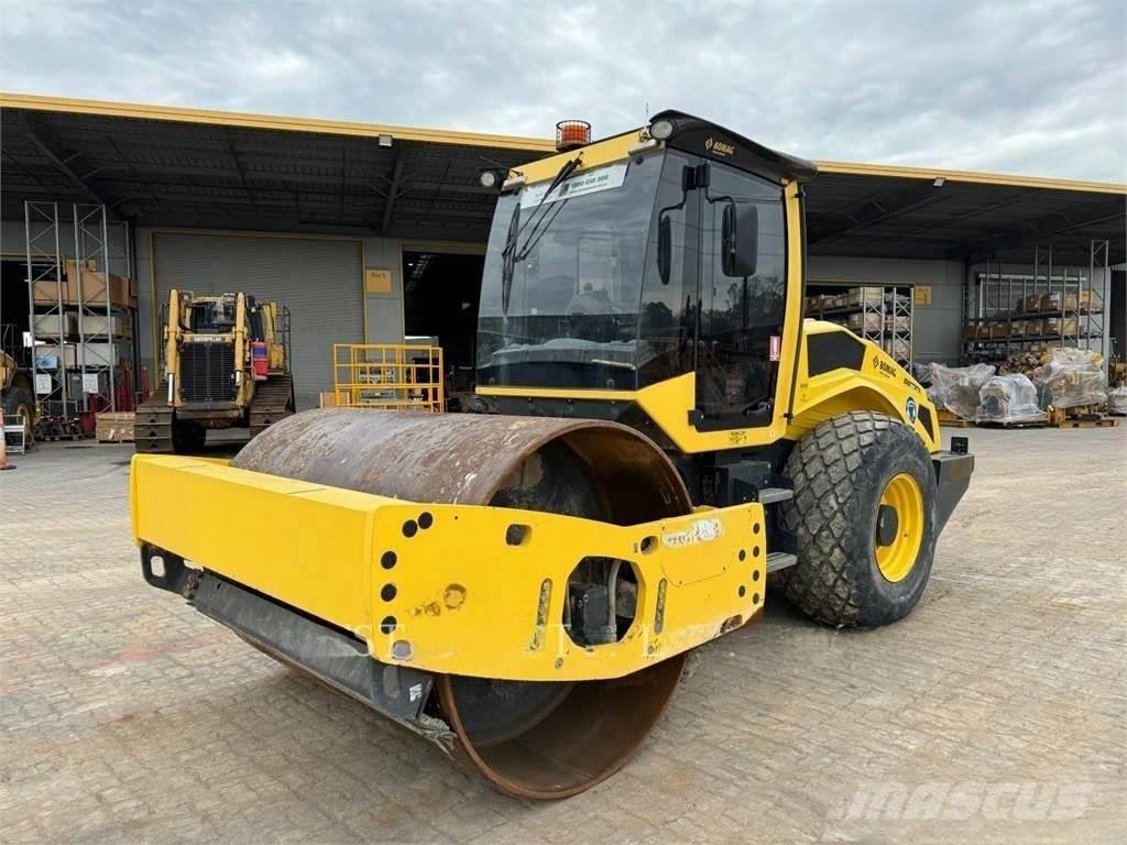 BMW 213D Single drum rollers