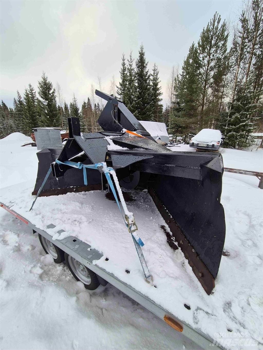Leppä 255 Snow throwers