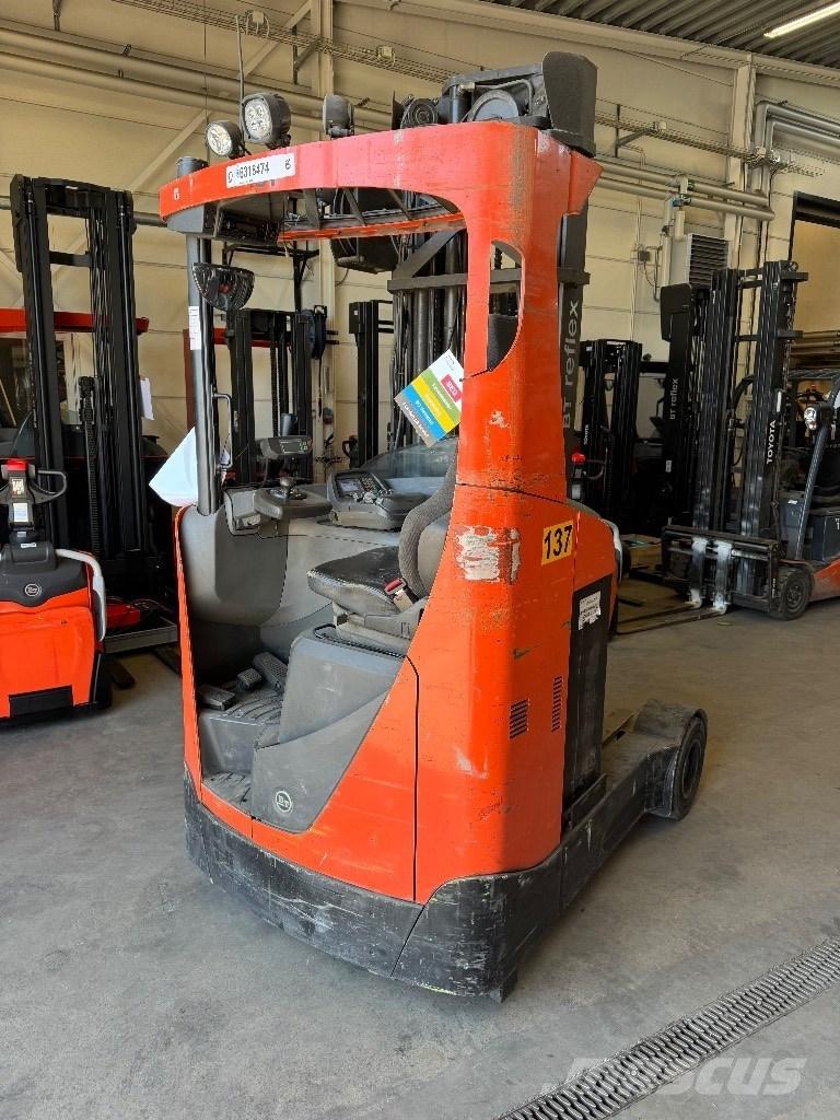 Toyota RRE160R Reach trucks