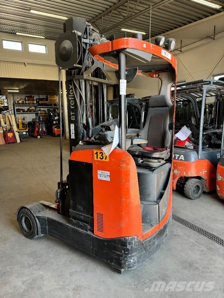 Toyota RRE160R Reach trucks