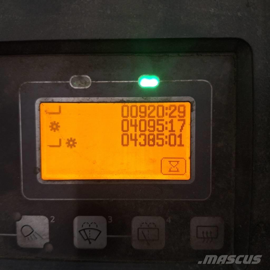 Toyota 8FBMT35 Electric forklift trucks