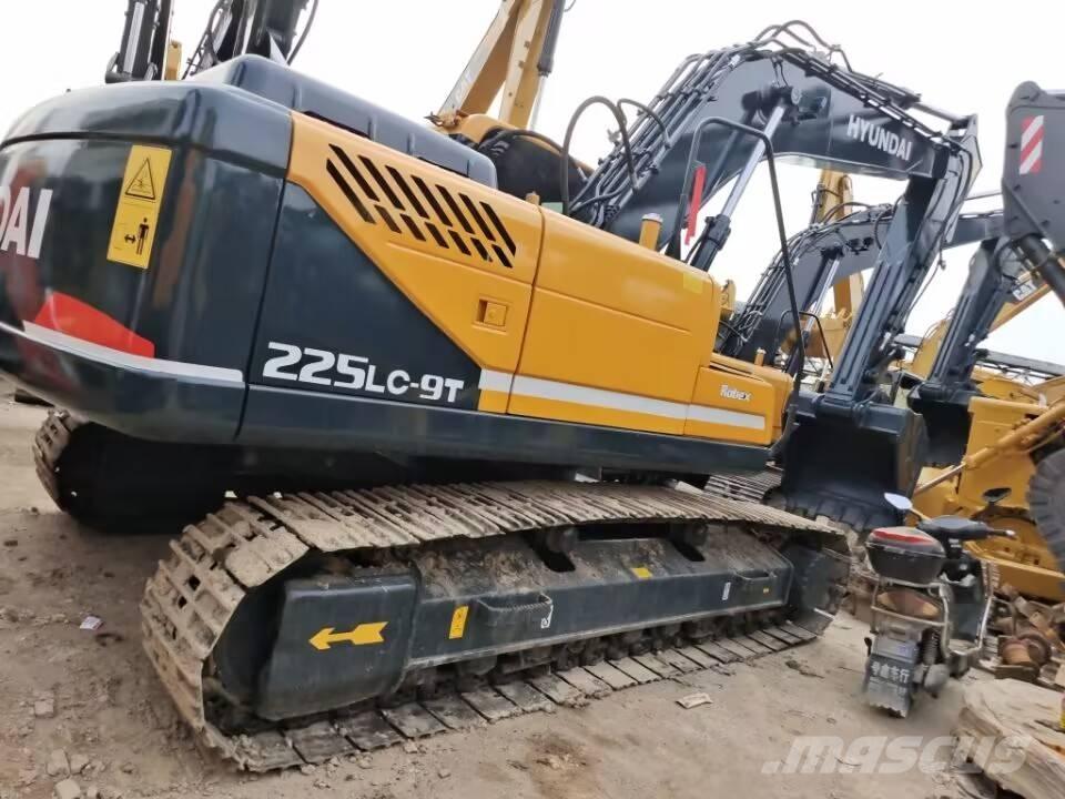 Hyundai 225 LC-9T Crawler excavators