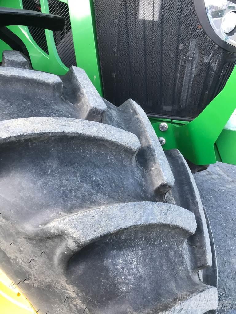 John Deere 6100 M Tractors