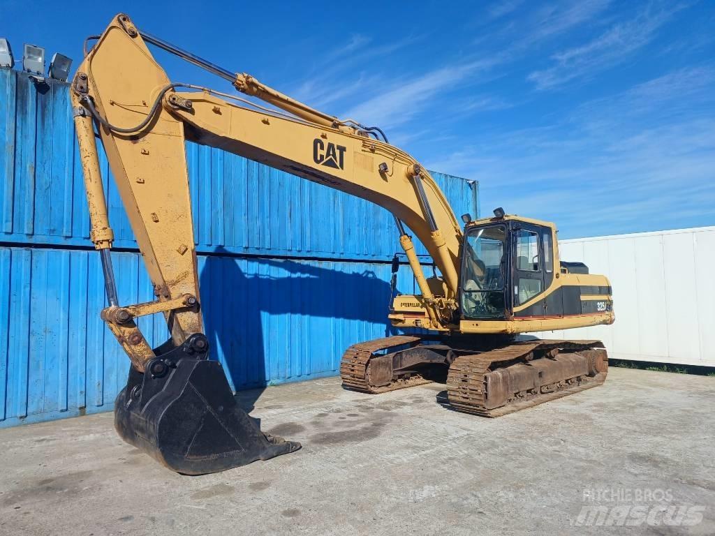 CAT 325 Crawler excavators