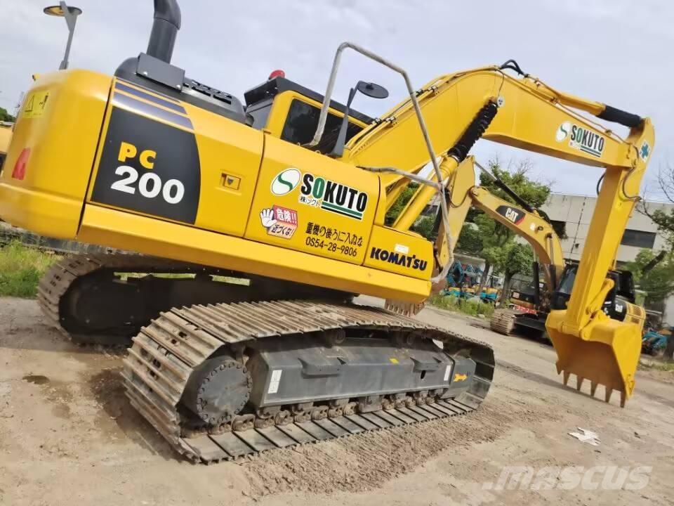Komatsu PC 200-8 Crawler excavators