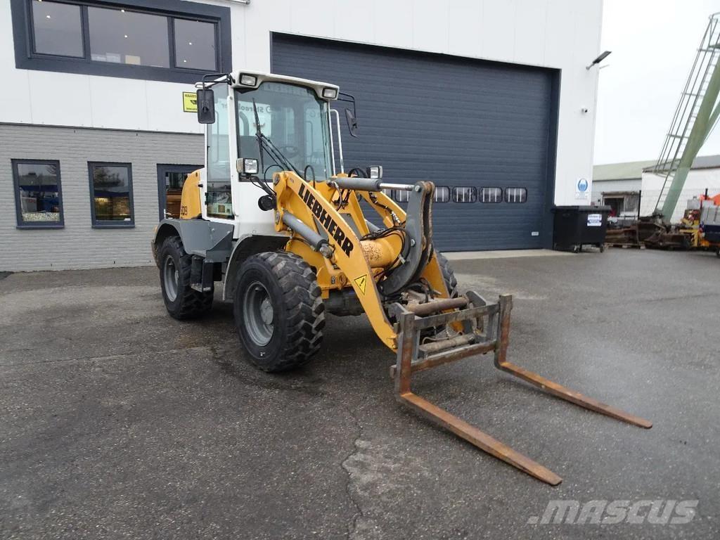 Liebherr L509 Mini loaders