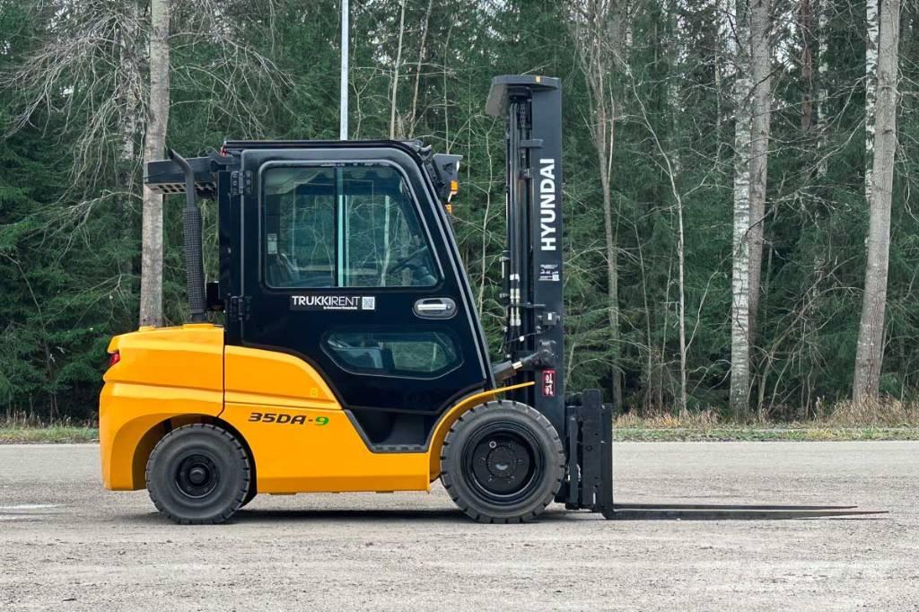 Hyundai 35 DA-9 Diesel trucks