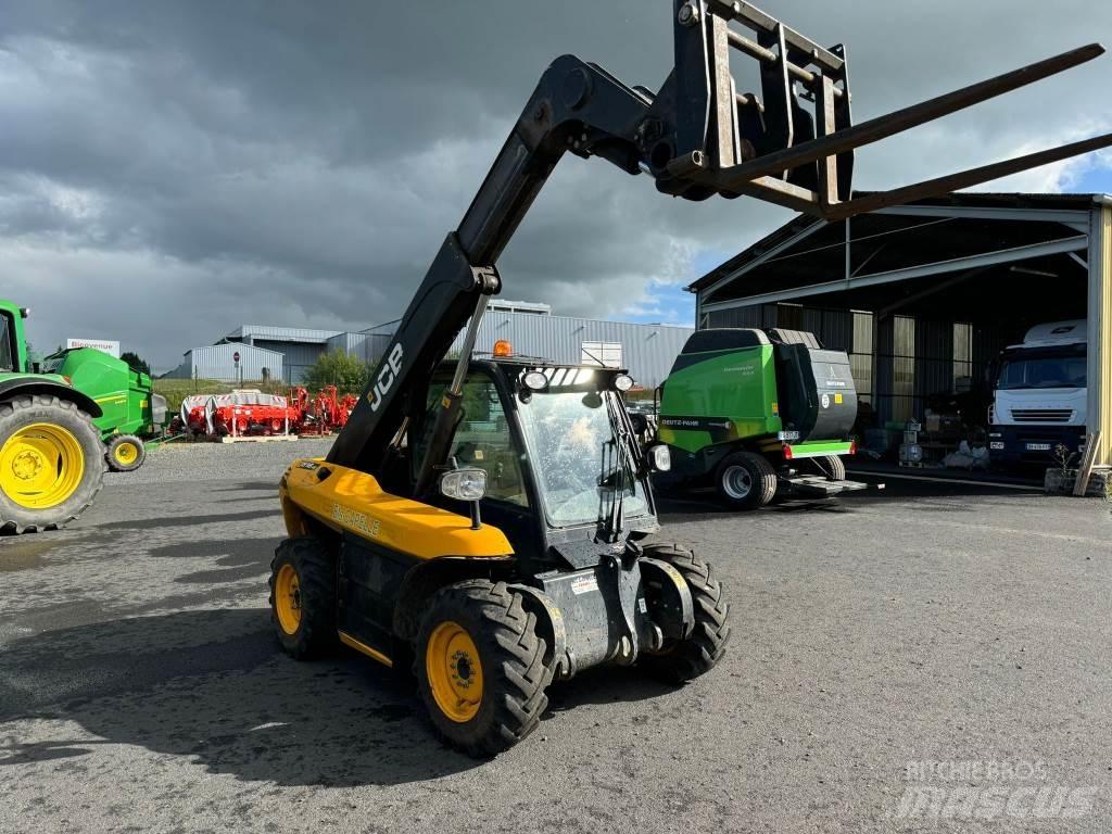 JCB 516 40 COMPACT Telehandlers for agriculture