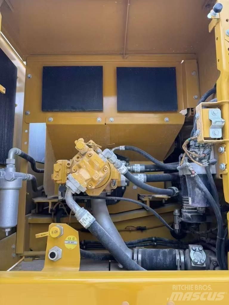 CAT 336GC Crawler excavators