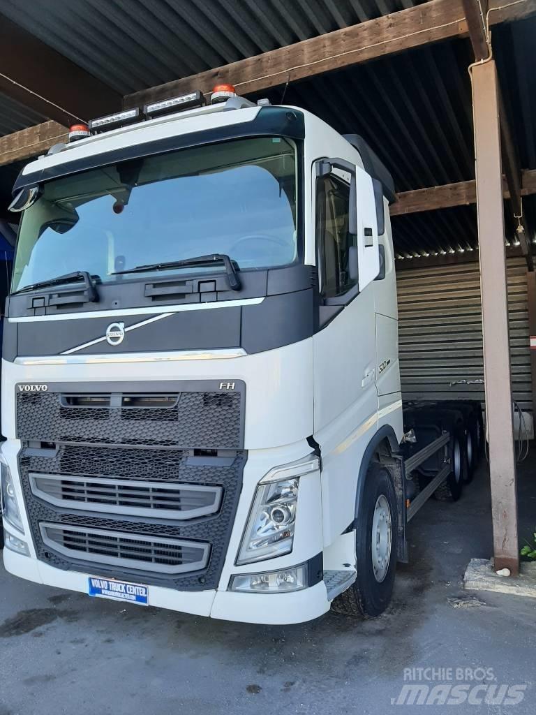 Volvo FH 13 Chassis Cab trucks