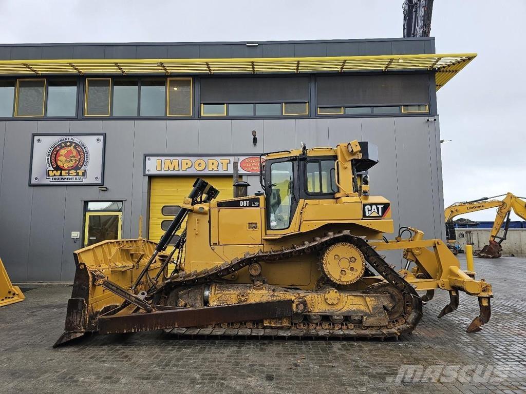 CAT D6T Crawler dozers