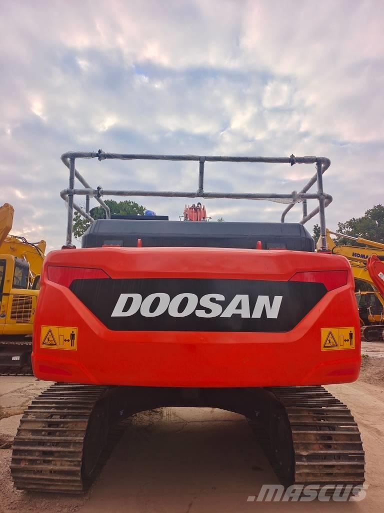 Doosan DX 225LC-9C Crawler excavators