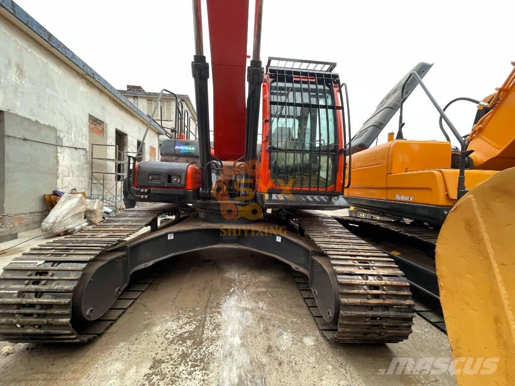 Doosan DX 300LC -9 Crawler excavators