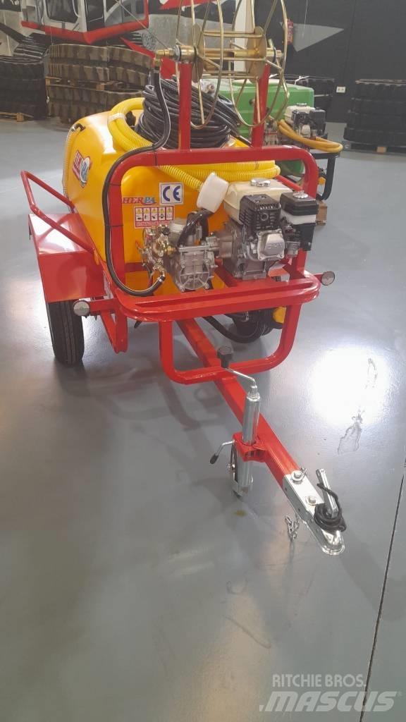  HERPA HCT04 Trailed sprayers