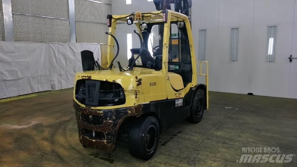 Hyster H4.5FT6 LPG trucks