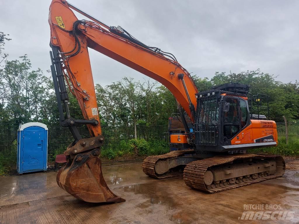 Doosan DX 225 LC-5 Crawler excavators