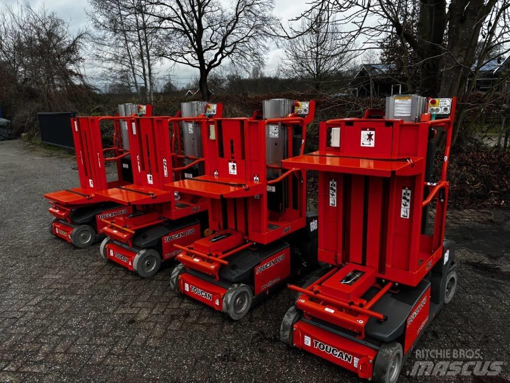 JLG Toucan Duo Vertical mast lifts