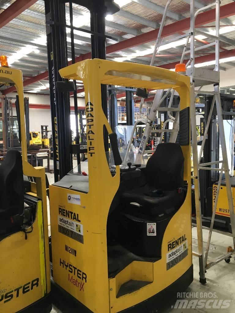 Hyster R1.6 Reach trucks