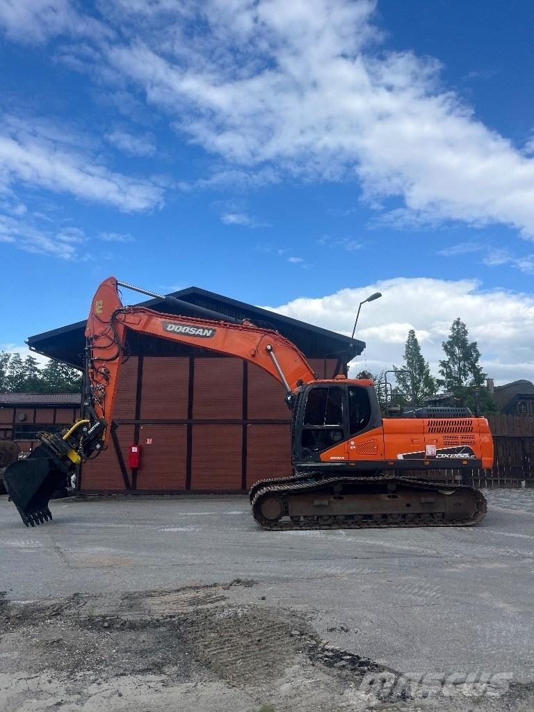 Doosan DX 255 LC-5 Crawler excavators