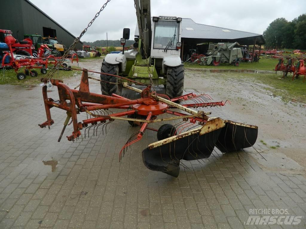 JF 400 Windrowers