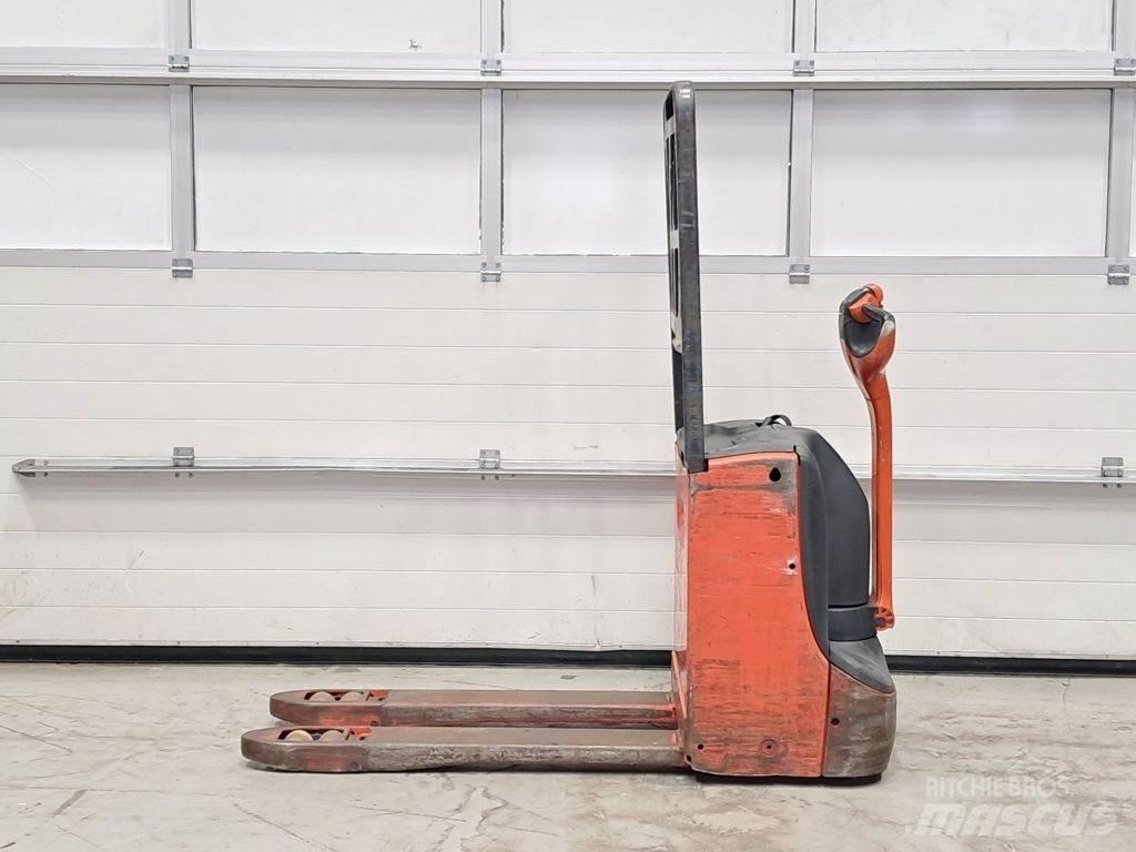 Linde T16 Low lifter