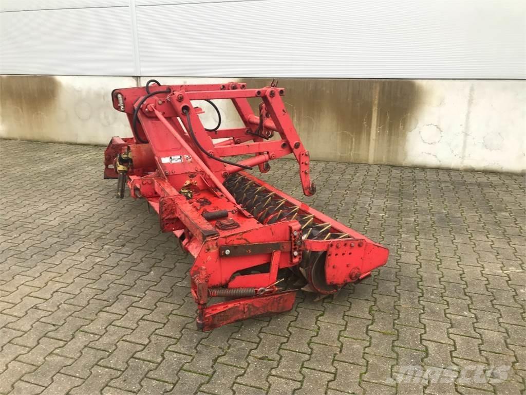 Krone KES 121-3000 Power harrows and rototillers
