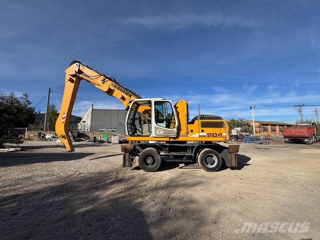 Liebherr A 904 C Waste / industry handlers